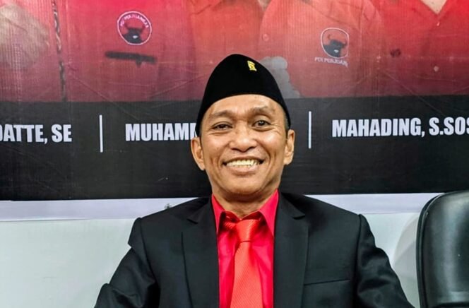 
					Ketua Fraksi PDIP Dukung Kebijakan Bupati Bangun Kawasan Ekonomi Baru Tarengge