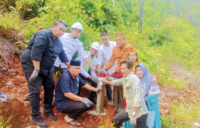 
					Kedatuan Luwu Hadiri Pemasangan Patok. PT KITLT Siap Beroperasi