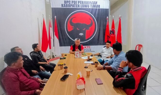 
					Pasca Penetapan RPJMD, DPC PDIP Rapat Internal. Terungkap PDIP Paling Getol Perjuangkan Program Ibas – Puspa Terealisasi Dan Adil