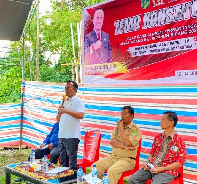 
					Reses Di Mangkutana Ambrosius Boroallo Terima 13 Usulan Dari Konstituennya