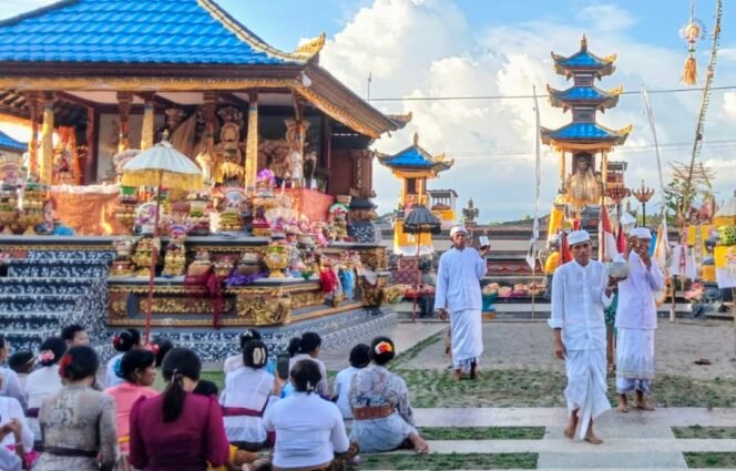 
					Piodalan , Jantung Spiritual Desa Kertoraharjo