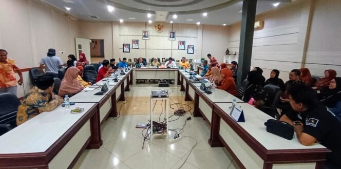 
					Usai RDP Dengan Lintas komisi Di DPRD, Direktur RSUD Ilagigo Minta Maaf Pada Warga Luwu Timur