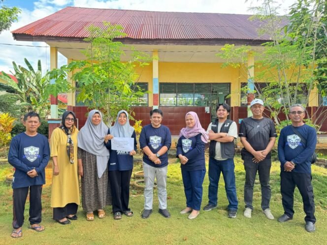 
					Dari Tambang untuk Pendidikan: PT. CLM Hadirkan Green House di SDN 242 Pasi-Pasi
