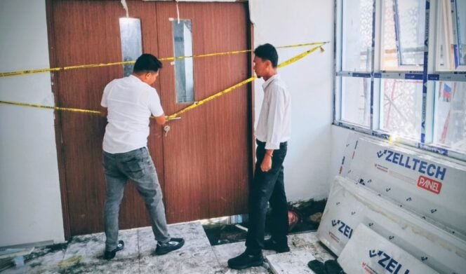 
					Terbakar Atau Dibakar, Polisi Masih Selidiki Kebakaran di Lantai Dua RSUD Ilagaligo