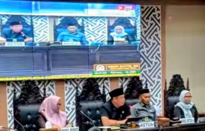 
					Ini Pandangan Fraksi PDIP Luwu Timur Terkait Tiga Buah Ranperda Yang Akan Jadi Produk Hukum Daerah