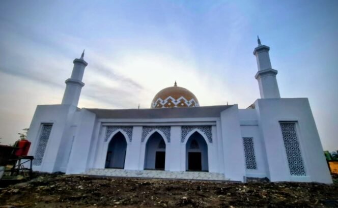 
					Pembangunan Islamic Center 5,4 M Di Mahalona Bermasalah