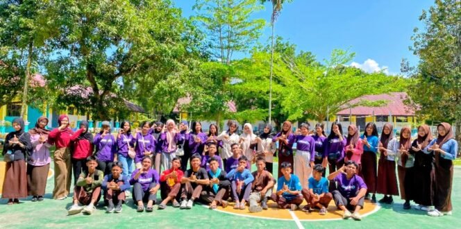 
					Peringati Hari Bumi 2026, Pelajar SMAN 4 Luwu Timur Hijaukan Sekolah Dengan Menanam Pohon