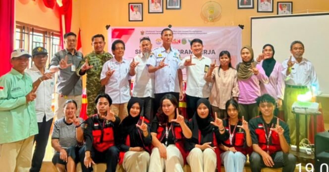 
					Mahasiswa KKN UNHAS Kembangkan Pupuk PSB untuk Petani di Wasuponda